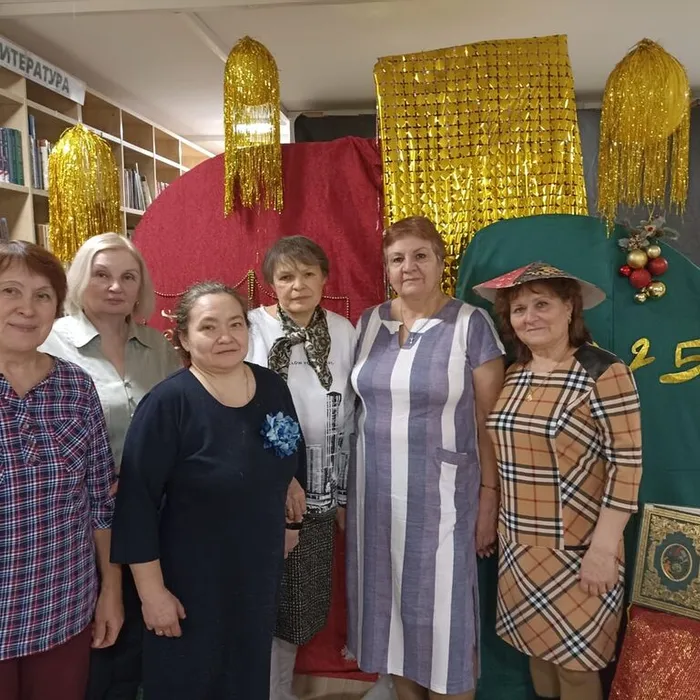 В кругу мастериц