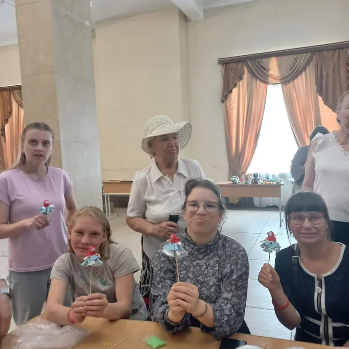Фестиваль, творчество, дружба.