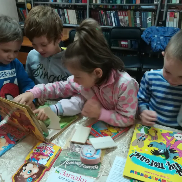 Познавательный час «Рождение книги»