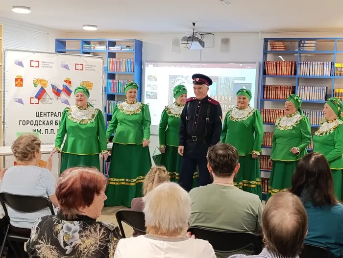 участники встречи (2)