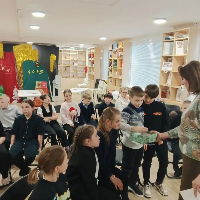 «Есть в России уголок, милый сердцу городок»