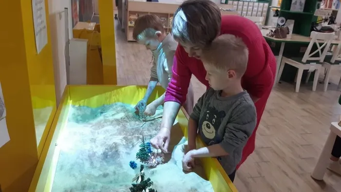 Создание новогодней атмосферы в интерактивной песочнице